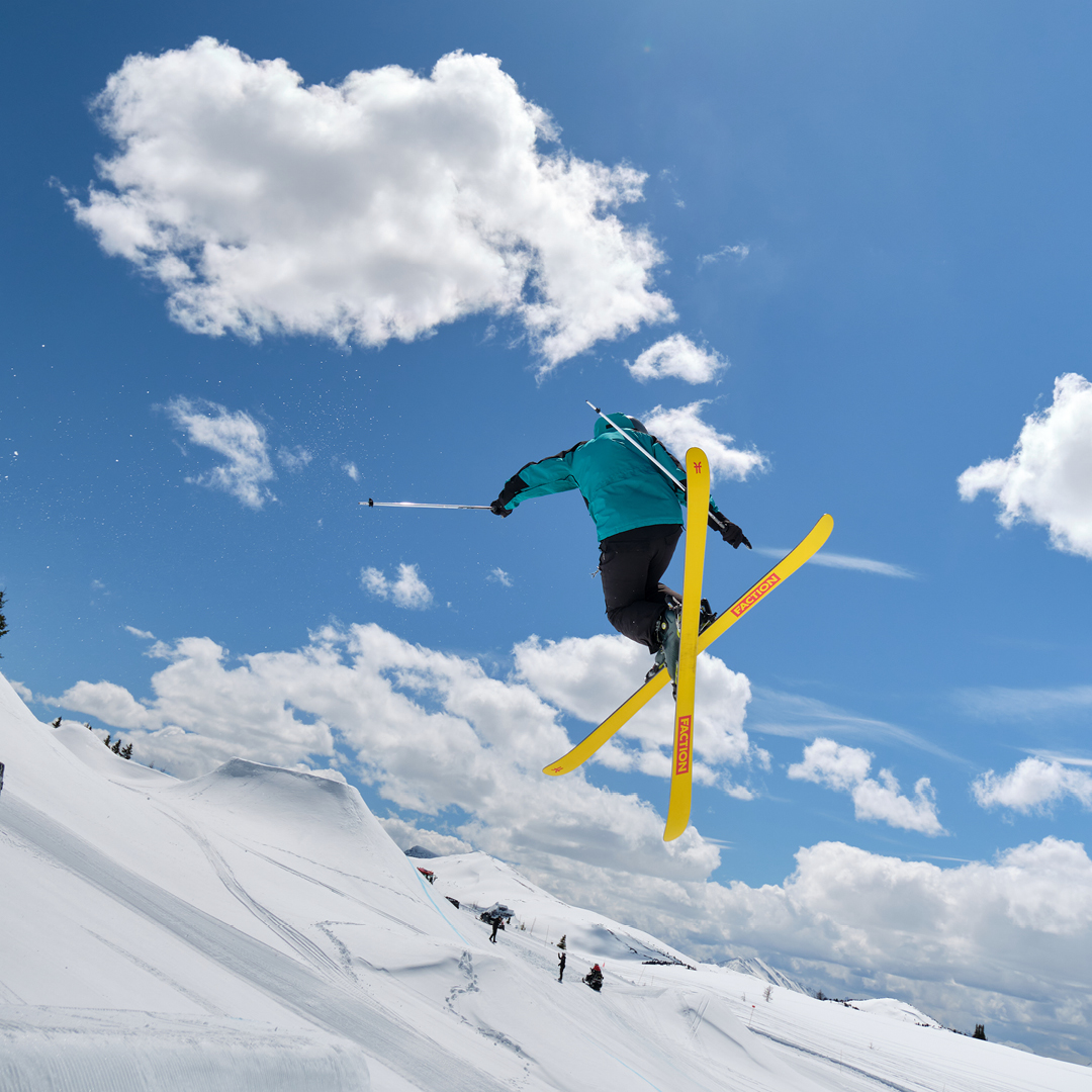 Spring into Banff Sunshine's favorite ski season! Hero thumbnail