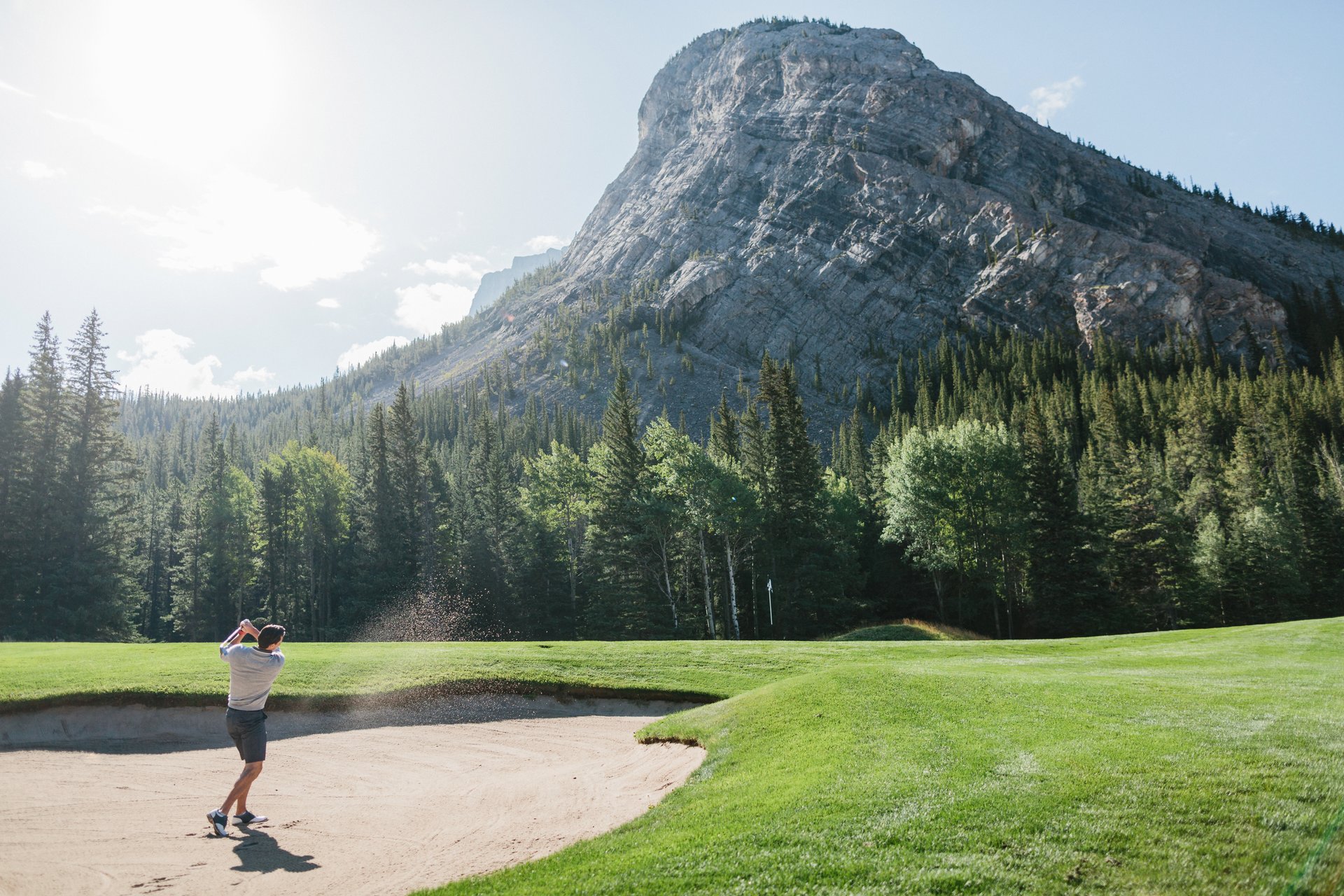 Golf_Fairmont_Banff_Springs_Chris_Amat_Horizontal_9-large.jpg