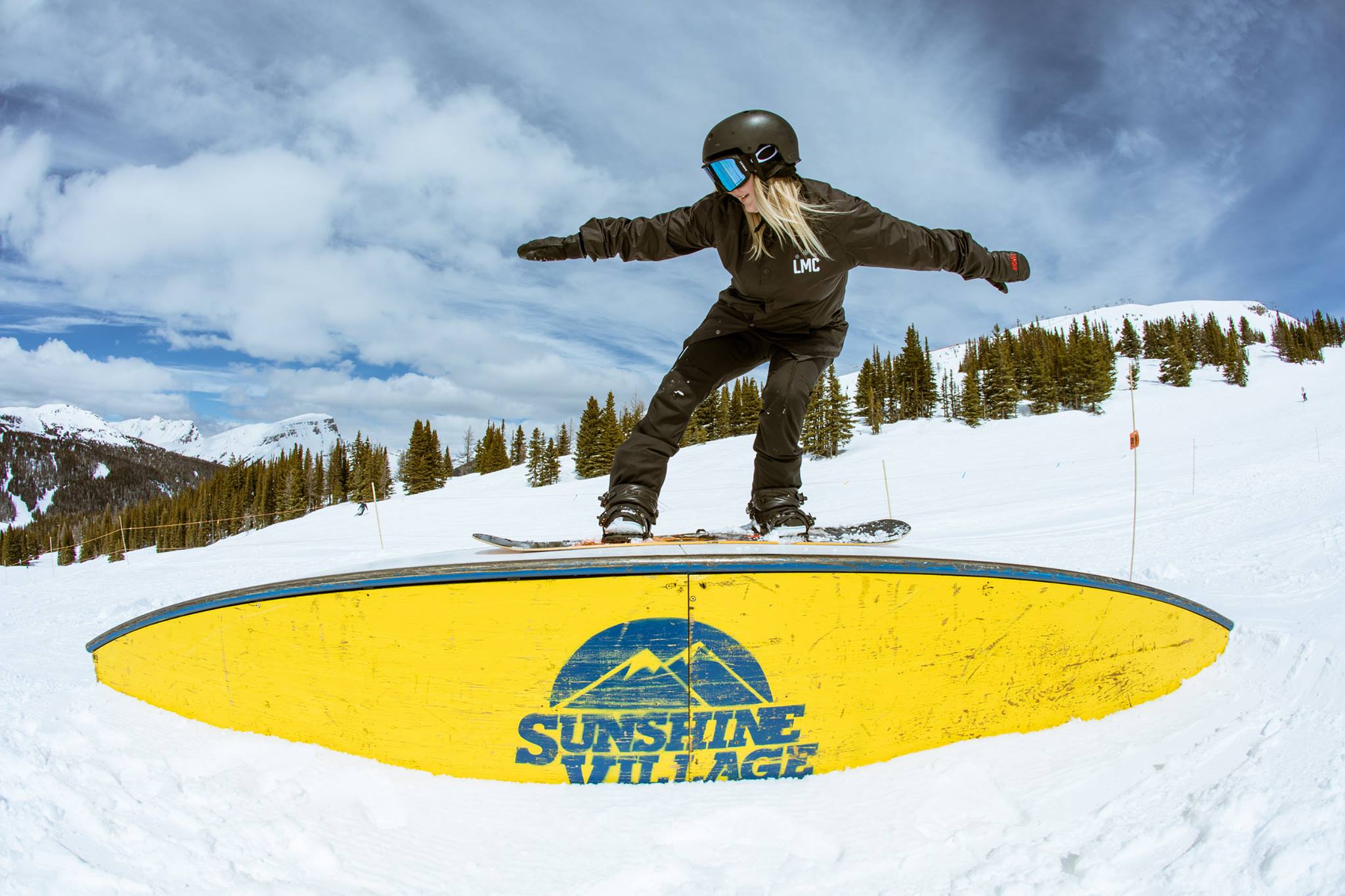 Beyond the Boundaries: Womens Snowboard Camp (April 27-28) Hero thumbnail