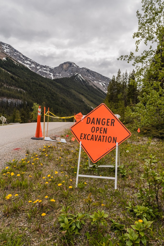 01 - JUNE 17TH, 2020 - CLOSED ACCESS ROAD, FIBER OPTIC CABLES, CLOSED GONDOLA 07.jpg