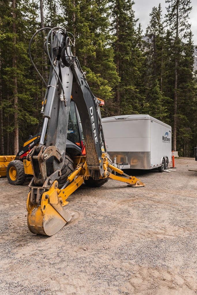 01 - JUNE 17TH, 2020 - CLOSED ACCESS ROAD, FIBER OPTIC CABLES, CLOSED GONDOLA 11.jpg